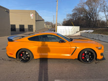 2018 Ford Mustang GT350R Fury Orange